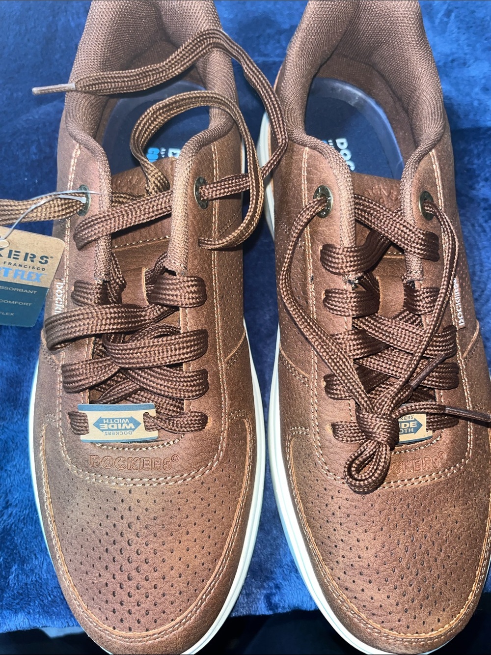 Dockers Men's Overtime Laser Casual Sneakers in British Tan/Brown